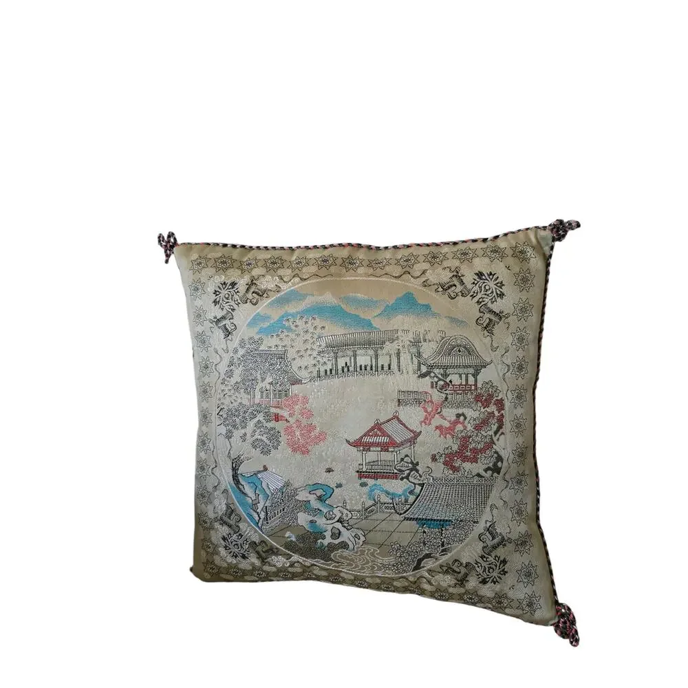 Oriental Design Throw Pillows With Washable Covers X2